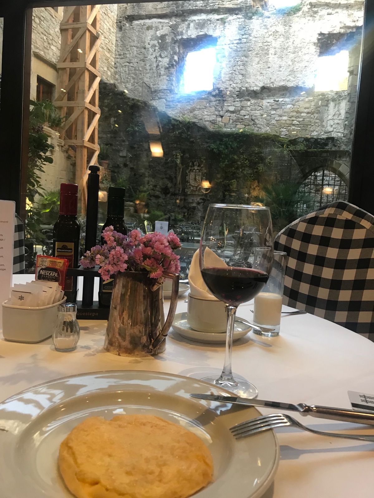 パラドールでの朝食🍽