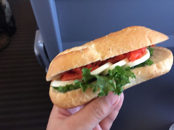 ドイツ・フランクフルト「フランクフルト」の写真：バゲットが安くて超美味しかったー！
単に...