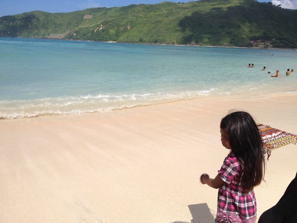 インドネシア・バリ島、ロンボク島、ギリ島「インドネシア🇮🇩二度目のロンボク島」の写真：ロンボク島。この近くに昔TOKIOのメン...