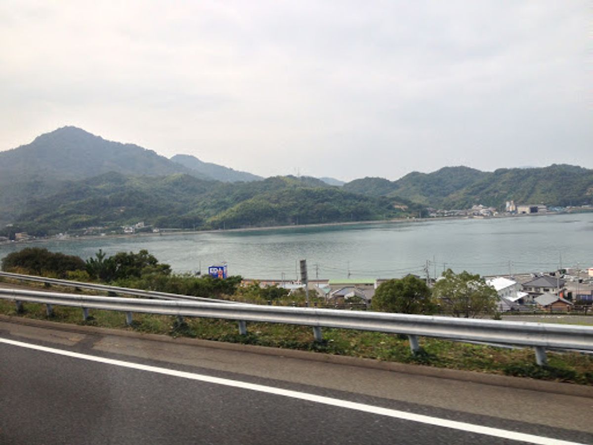 しまなみ海道
広島県尾道市と愛媛県今治市を結びます。
写真を見返したらまた...
