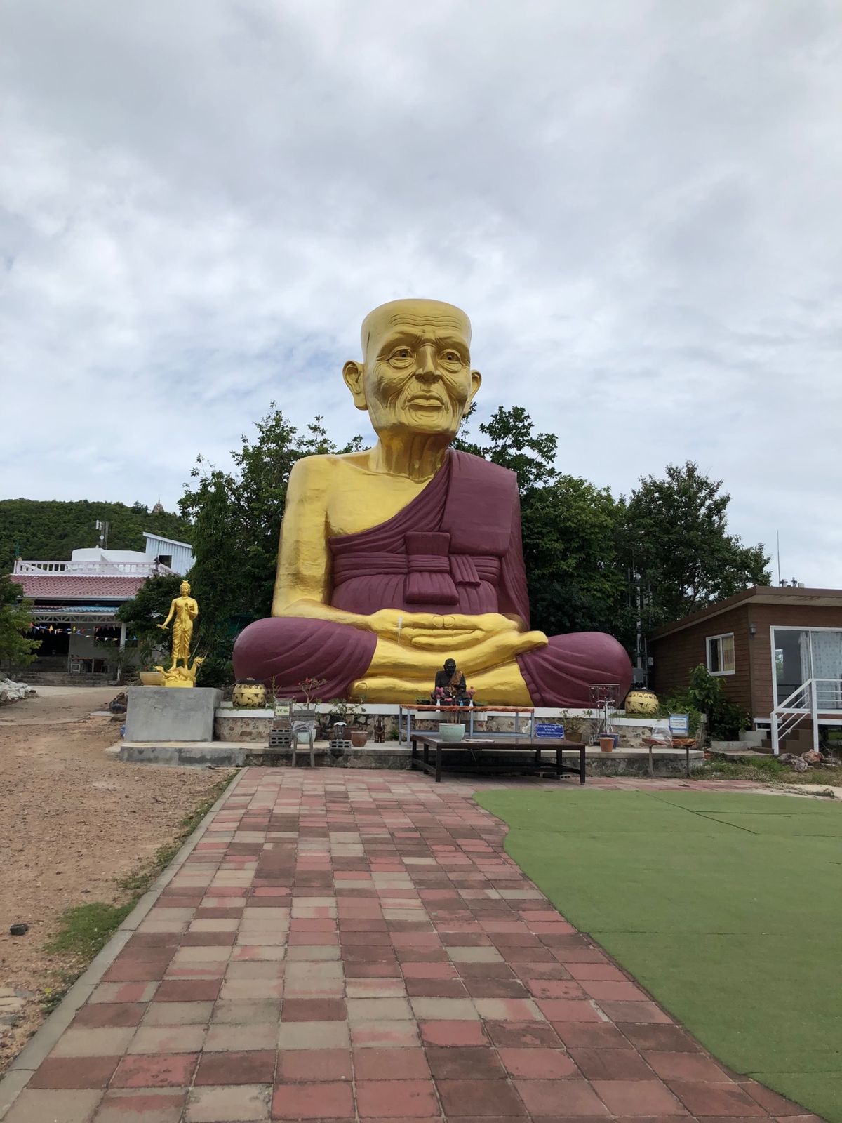 バンコク～バス🚌💨でpatayaへ
でも私達の目的はラン島
そっからソウテ...