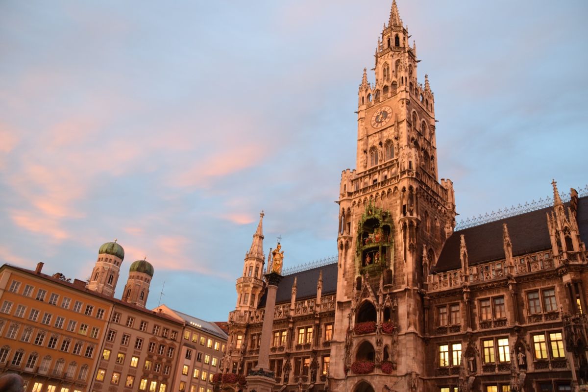 📍ミュンヘン
朝限定の白いソーセージは毎日食べに行きました😝