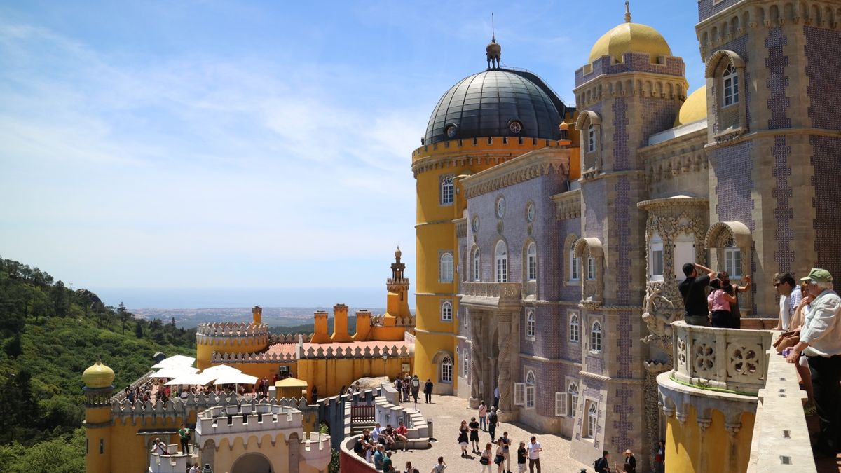 世界遺産のシントラの街と、ドラクエみたいな冒険気分でワクワクできるレガレイ...