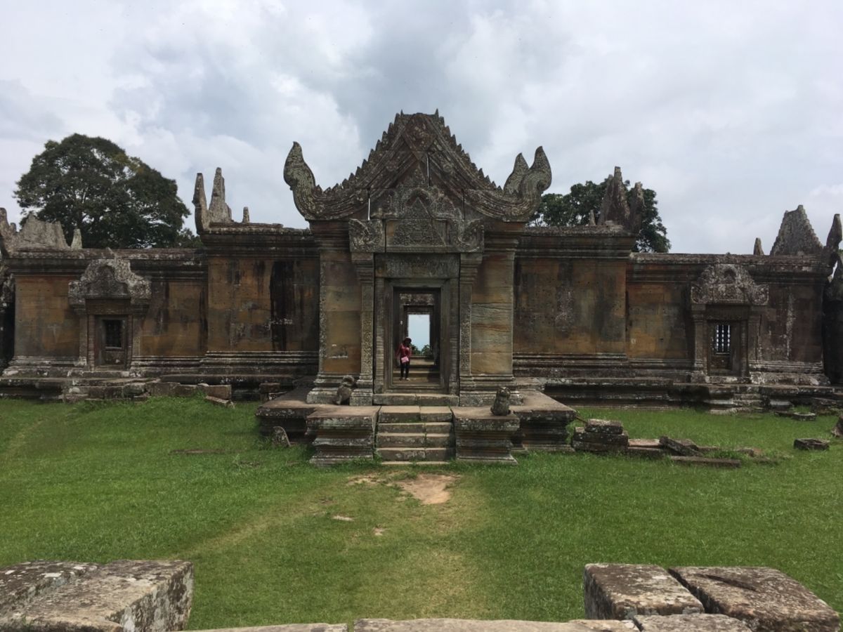 アンコールワット
アンコールトム
ベンメリア遺跡
プレアビウィア遺跡