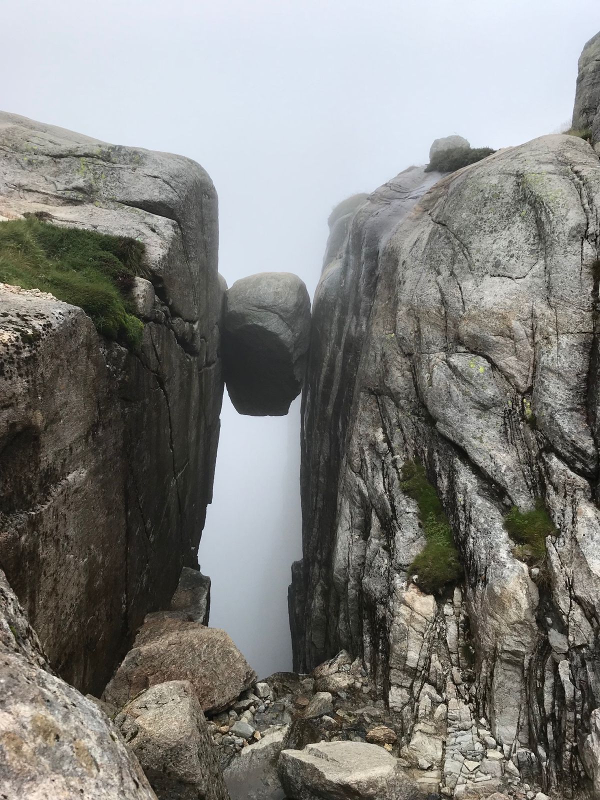 青空だったのが急に真っ白になってしまうことも！