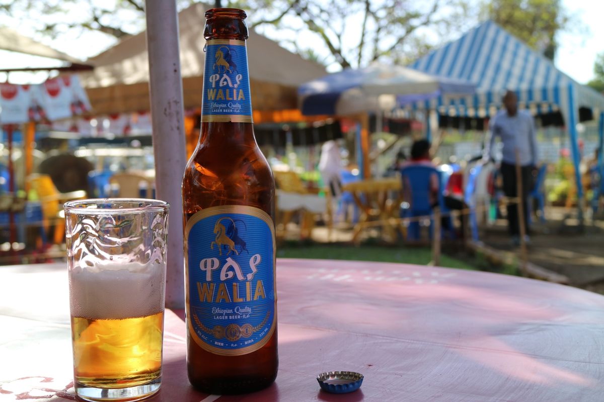 香港からエチオピア航空でアディスアベバへ到着。そのまま国内線でメケレに飛び...