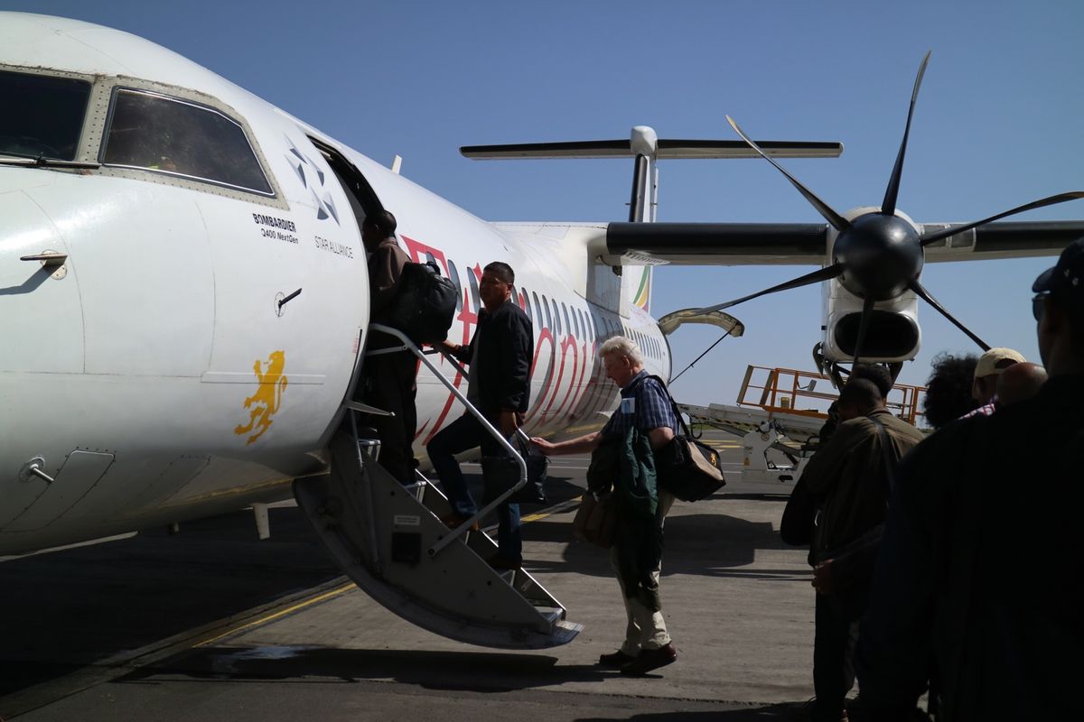香港からエチオピア航空でアディスアベバへ到着。そのまま国内線でメケレに飛び...