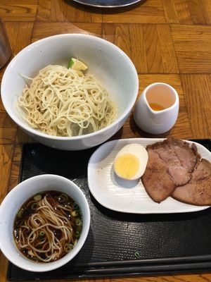 博多ラーメン 秀ちゃん。冷たいラーメンいただきました🍜