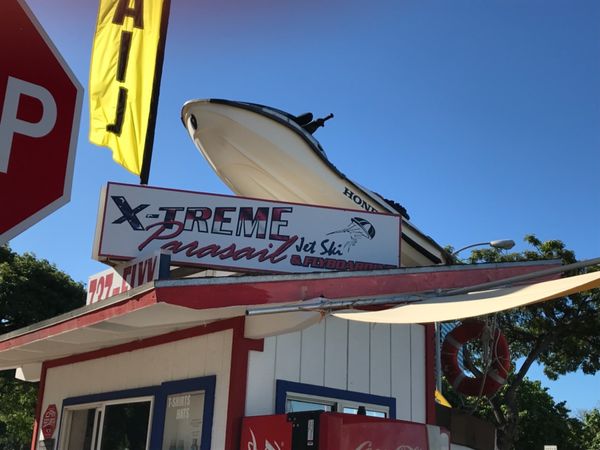 アメリカ(米国)・ホノルル「ハワイ旅」の写真：初パラセーリング