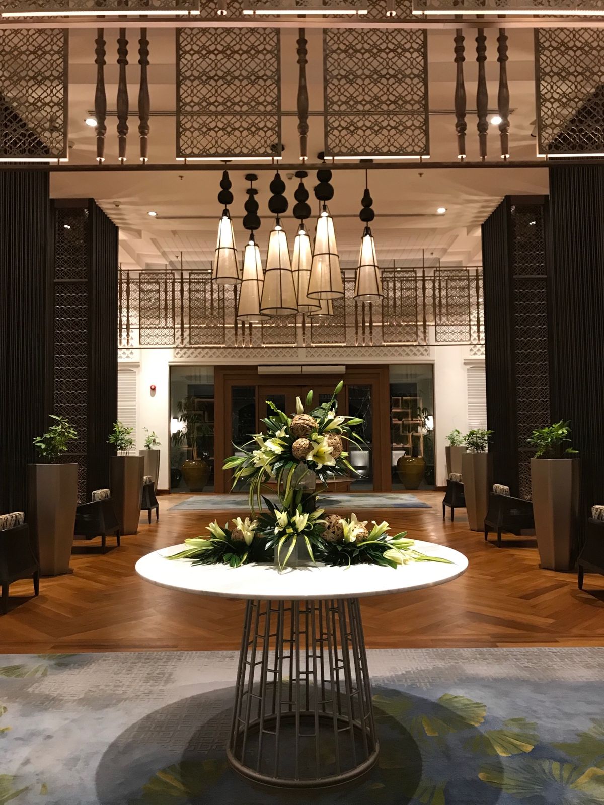 ヒルトンマンダレー✨
とてもステキなホテルで、イケメンだらけでした👍👍

...