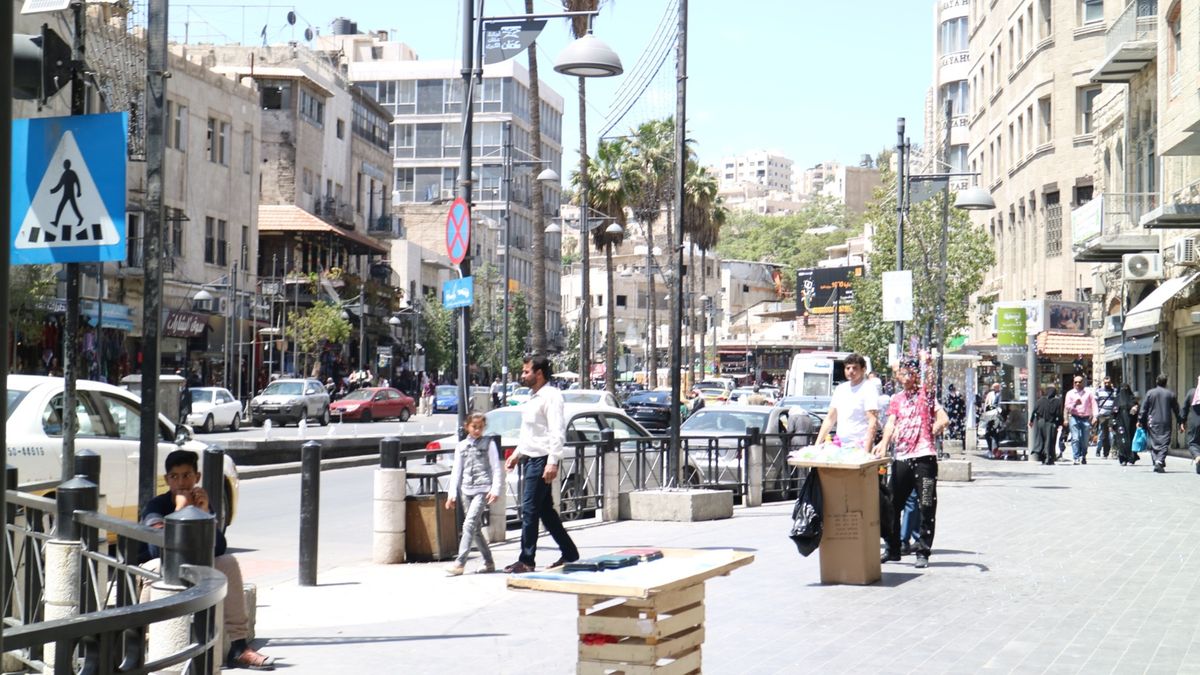 初ヨルダン、アンマン到着❗️宿泊したシドニーホステルは一泊2000円弱でし...