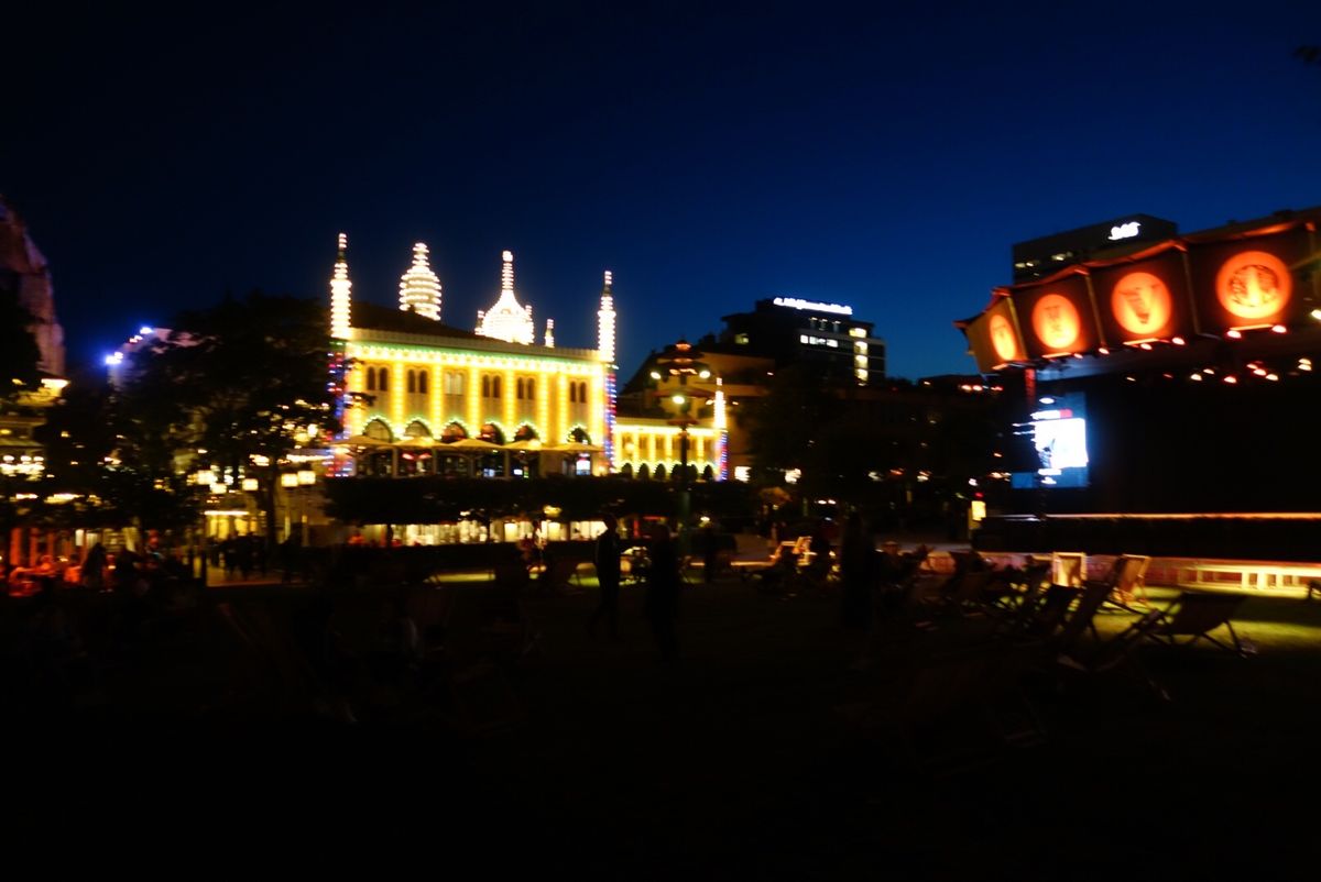 チボリ公園☆あのウォルト•ディズニーが惚れ込んだ場所♡ディズニーランドを手...