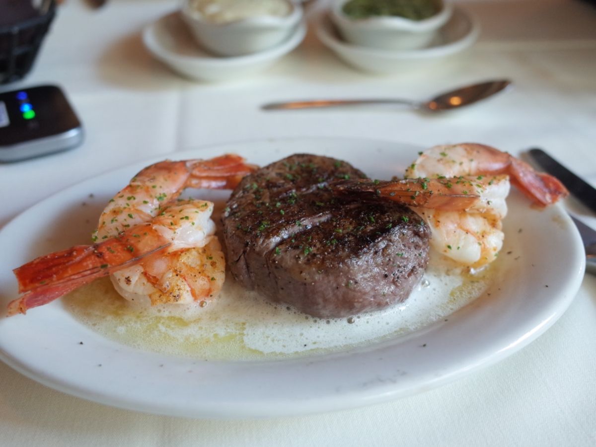 初めての子連れハワイ！
ワイキキ周辺だけでしたが楽しめました！