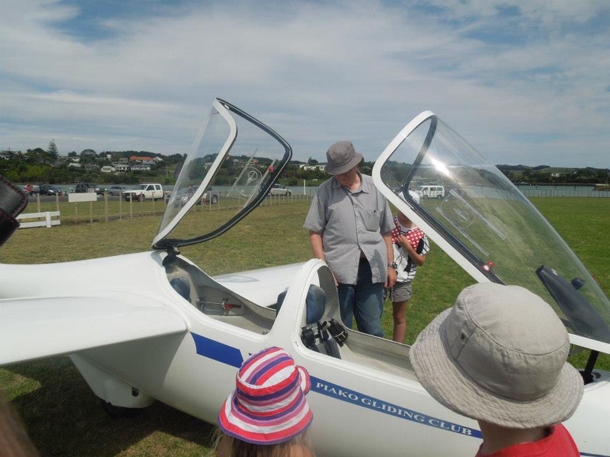エンジンのない飛行機☆
