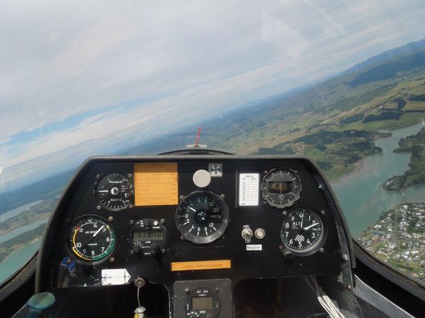 ニュージーランド・ハミルトン「New Zealand🇳🇿Hamilton ホームステイ」の写真：エンジンのない飛行機☆乗りました☆