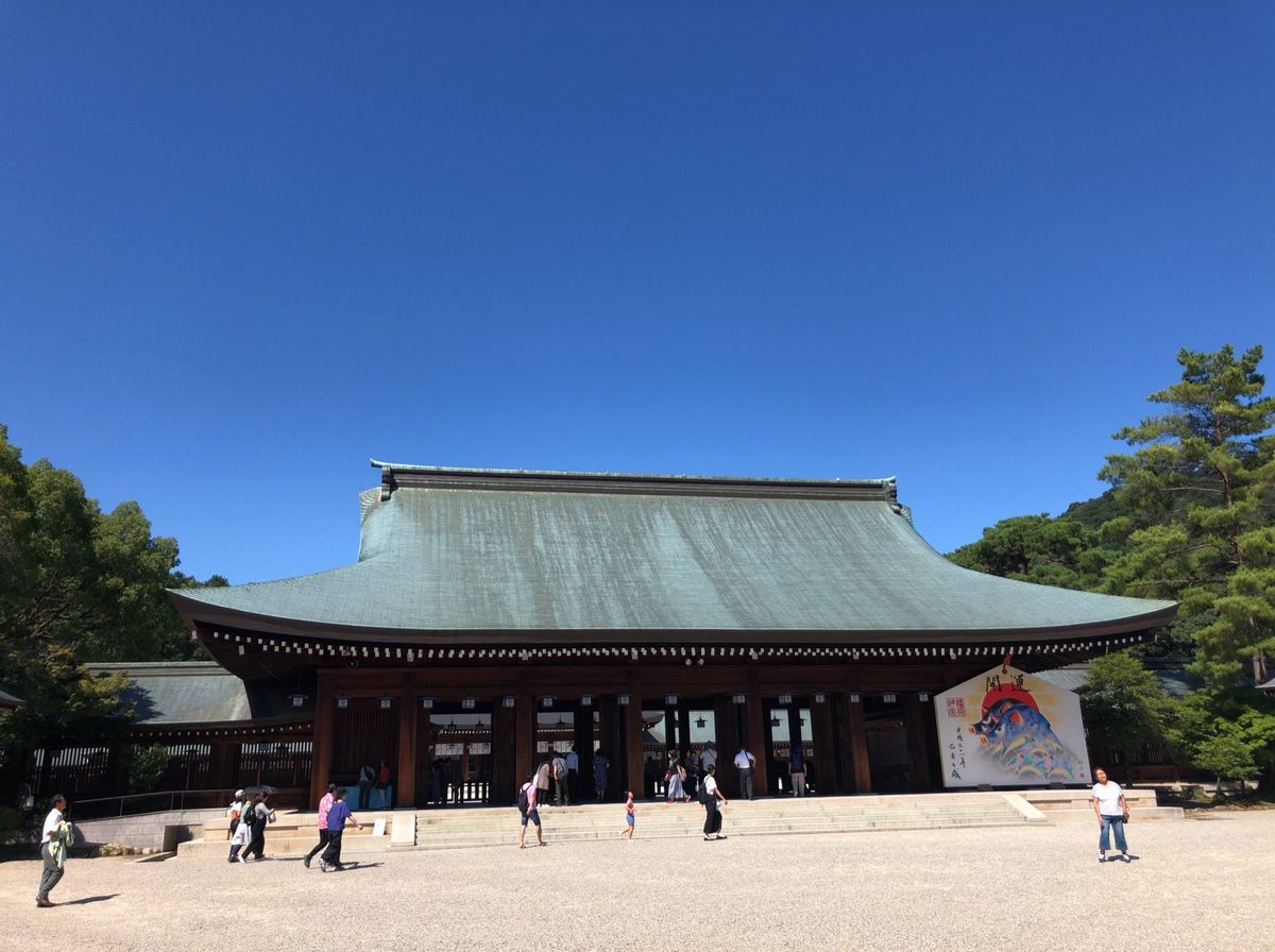 神武天皇を祀った橿原神宮。日本書紀の記述によると2679年前にこの橿原宮で...