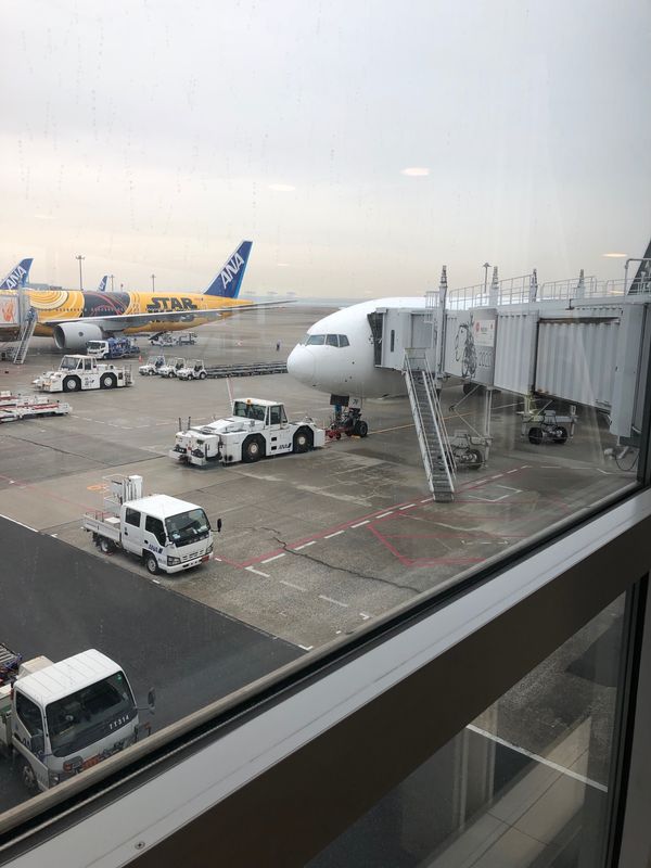 日本・大阪「大阪・神戸」の写真：フライト✈️ANA
ホテル🏨東横イン伊丹空港