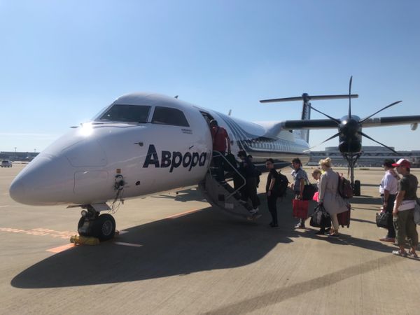 ロシア連邦・ウラジオストク「極東ロシア🇷🇺ウラジオストクの旅」の写真：成田発オーロラ航空のボンバルディア機で飛行！