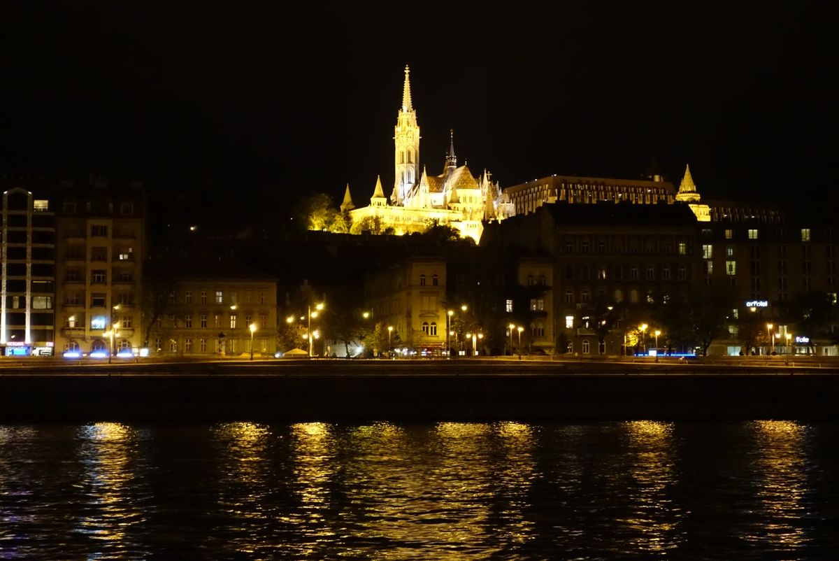 ブダペスト  クルーズすごく綺麗で感動した！
この後フライトハプニングあり...