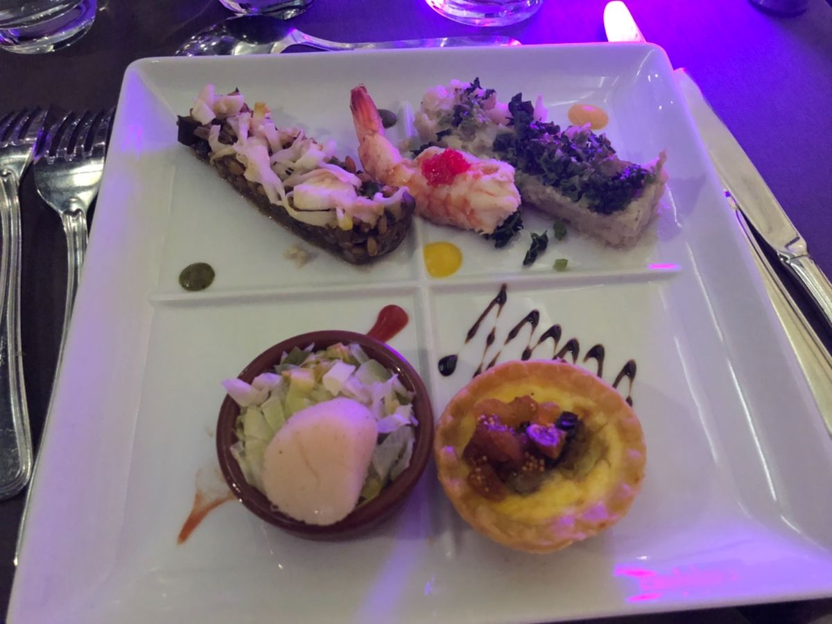 食べたもの
オランダ パンケーキ
オランダ ポテト
フランス ステーキ
フ...