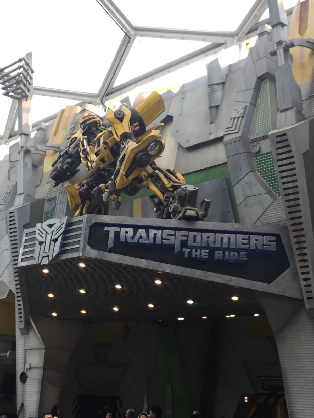 初のユニバーサルスタジオシンガポール。
こじんまりしてていいかも。
でも1...