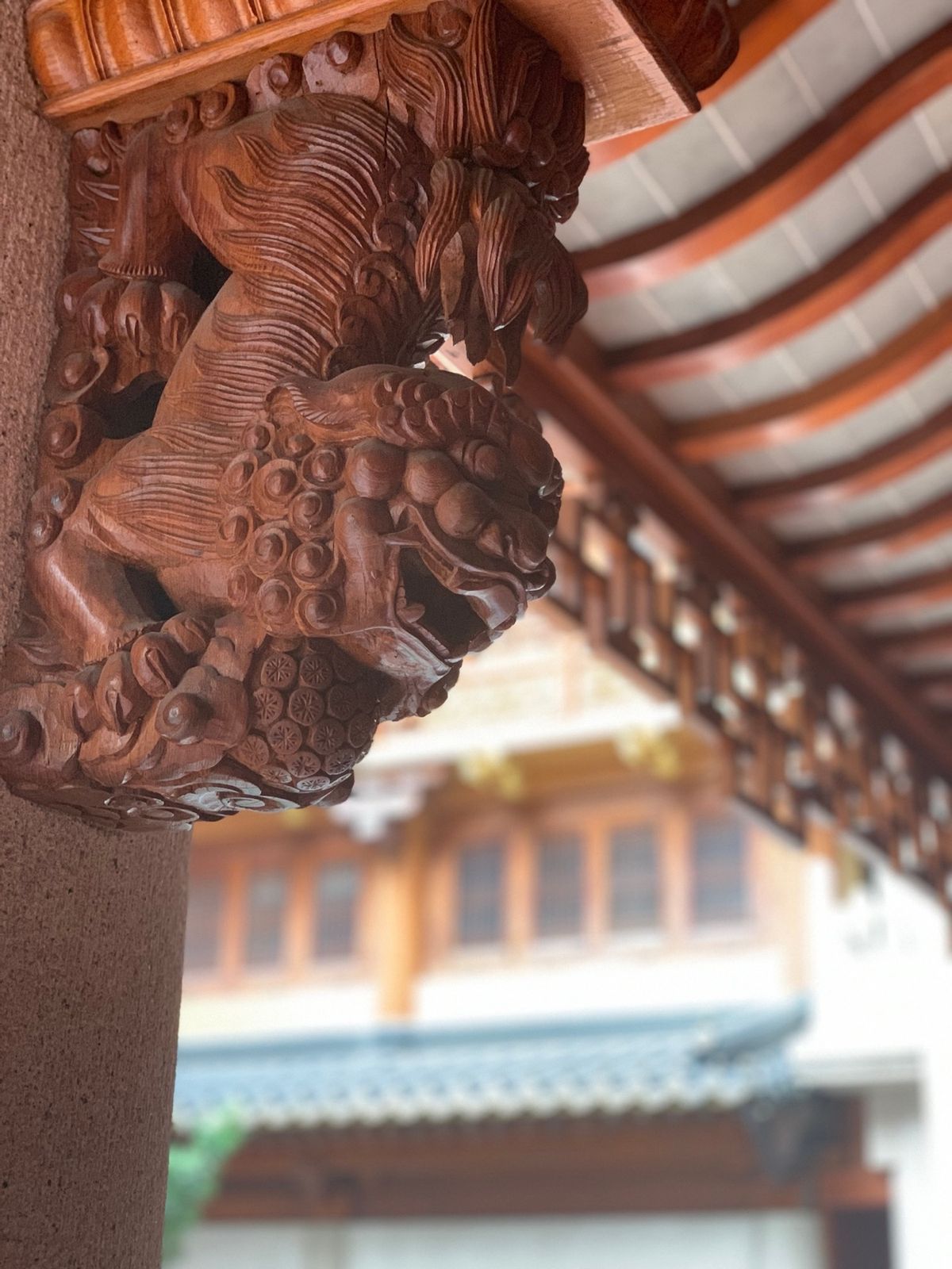 静安寺。
毎月1日と15日は無料になると情報があったが、普通にお金かかりま...