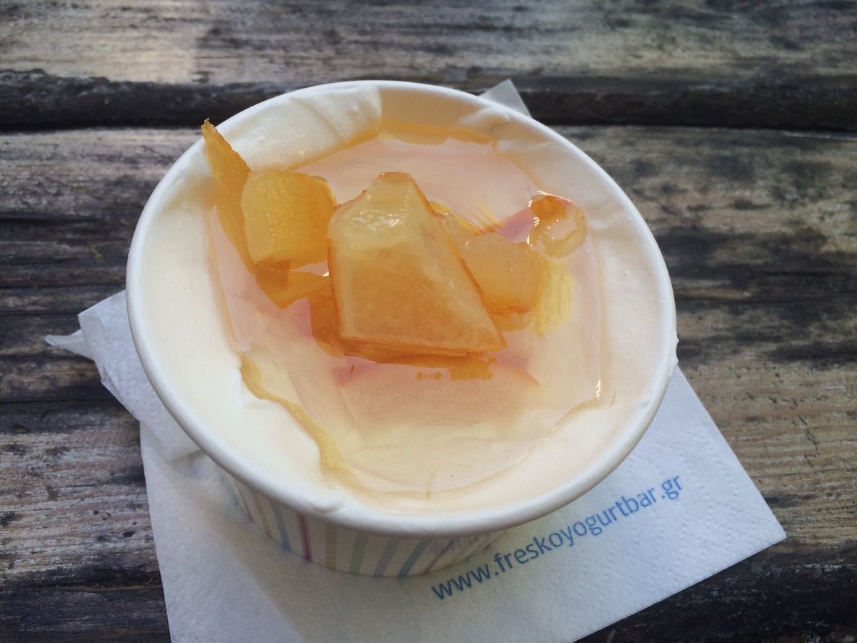 アクロポリスの散策は、まだ暑くない朝一がおススメ。エレクティオンの乙女たち...