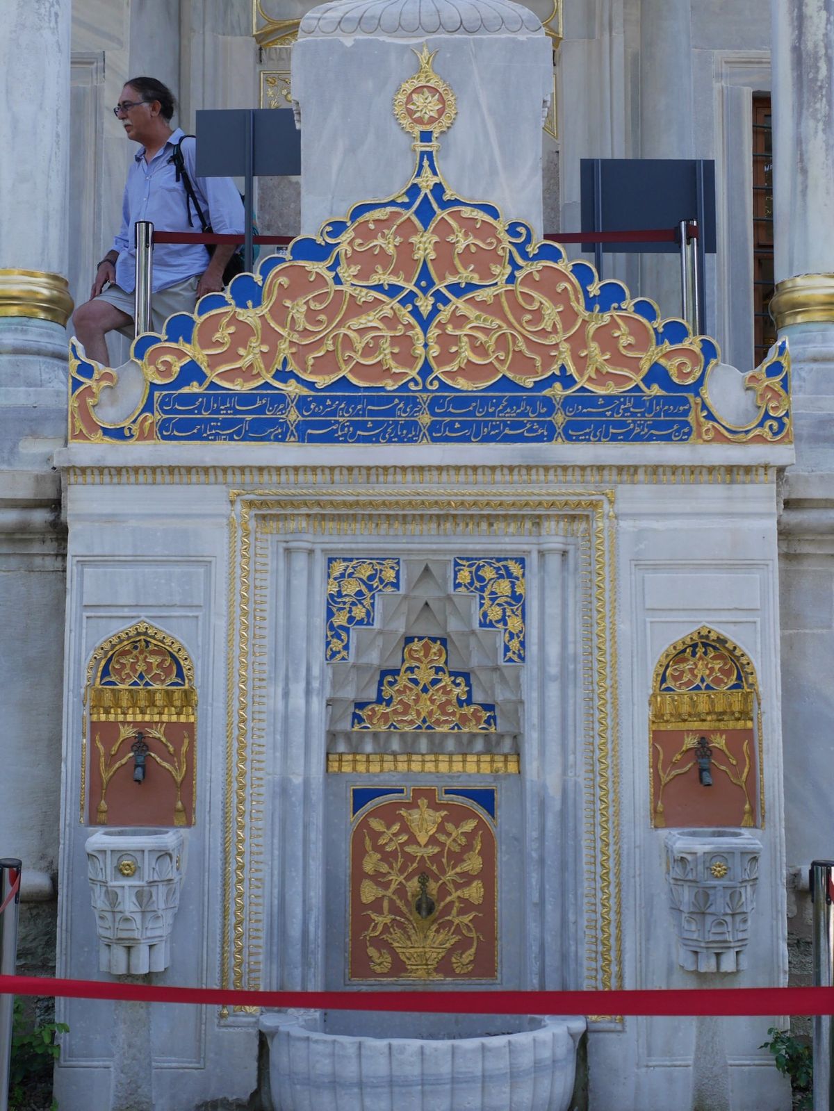 1枚目はボスポラス海峡クルーズ、日本円にしたら500円くらいで非常にお得、...