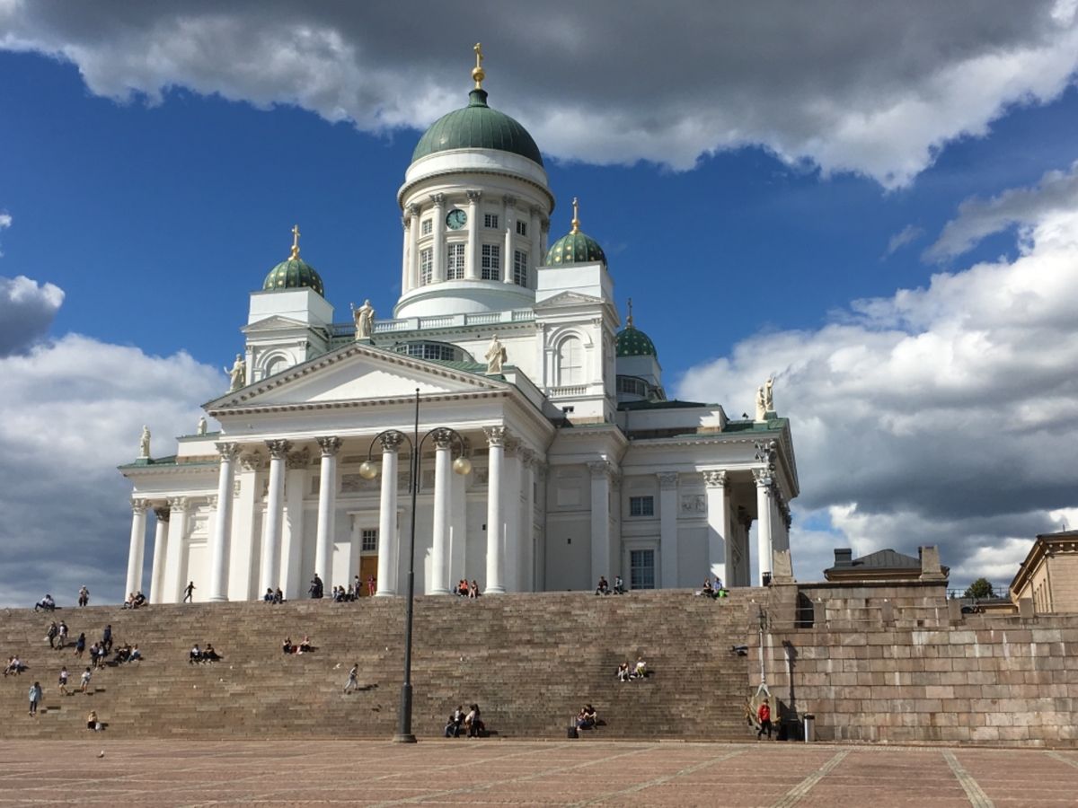 ヌークシオ国立公園でブルーベリー狩りとウォーキング