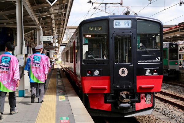 日本・宮城県「南東北旅行」の写真：郡山と喜多方を結ぶ観光列車「フルーティア...