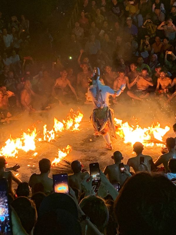インドネシア・クタ、サヌール、ウブド、スミニャック、レギャン「楽園の島バリ島」の写真