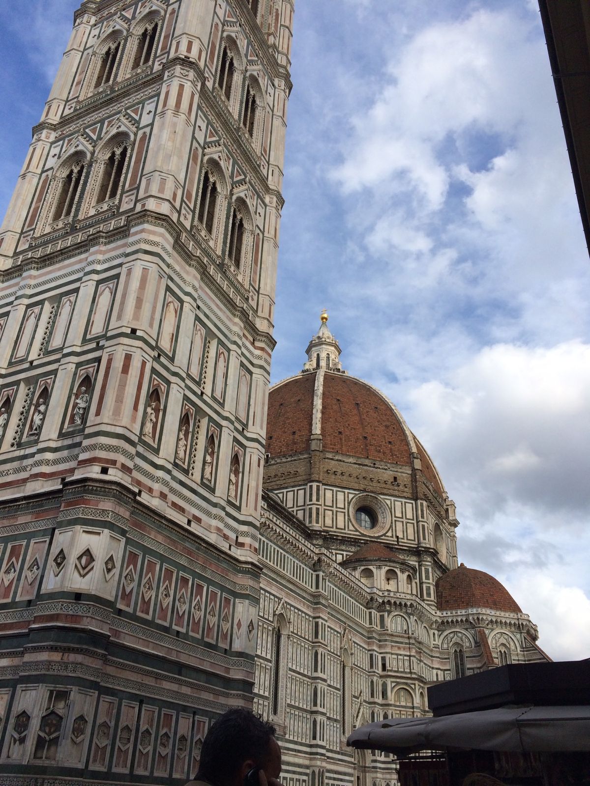 初イタリアは行きたいところが多すぎて、添乗員さん同行のツアーに参加🚩
効率...