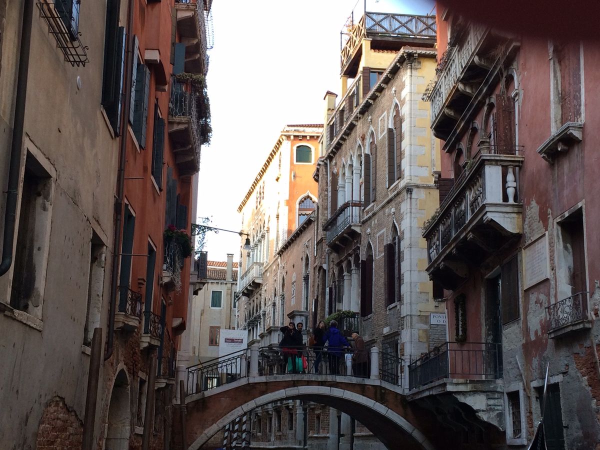 初イタリアは行きたいところが多すぎて、添乗員さん同行のツアーに参加🚩
効率...