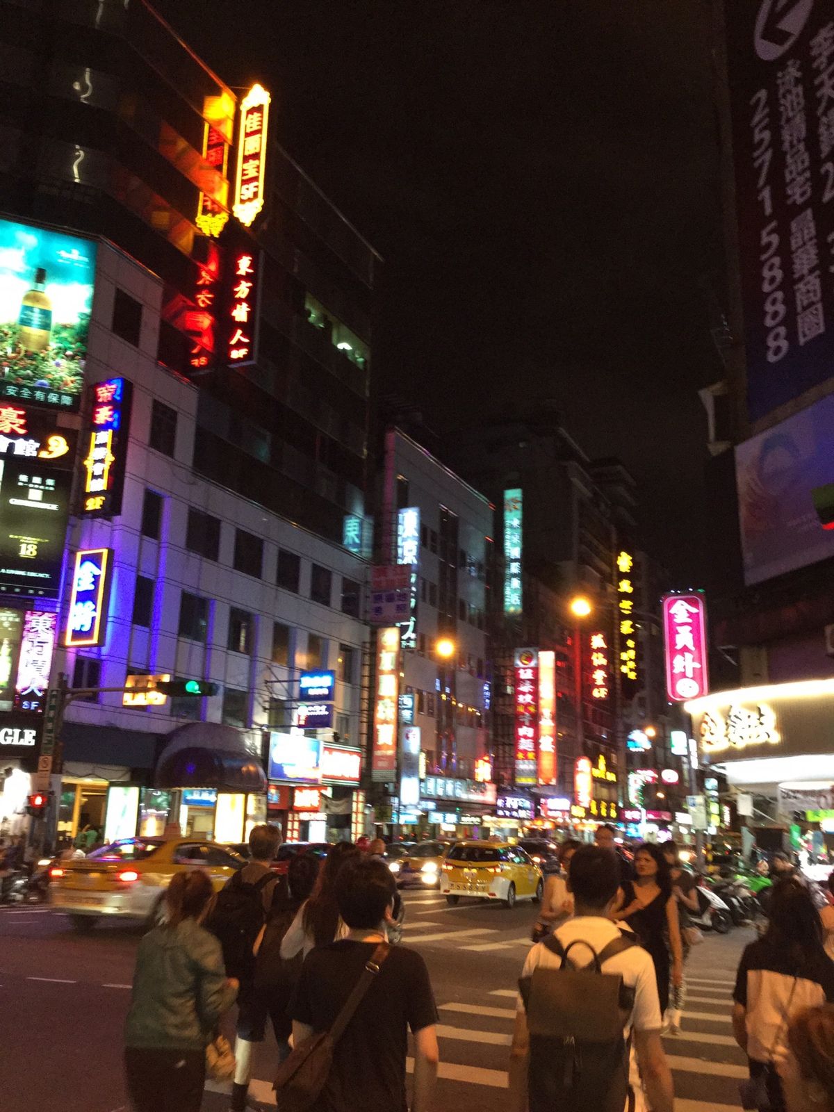 真ん中の日は結婚式に出席してたから、実質1日弱しか観光はしてないけど、台湾...