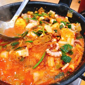 イチゴもナクチポックンもサムギョプサルもホットックも美味しかった。