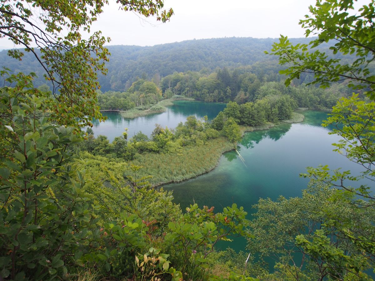 ドゥブロヴニク、青の洞窟、スプリット、プリトヴィチェ、ザグレブ