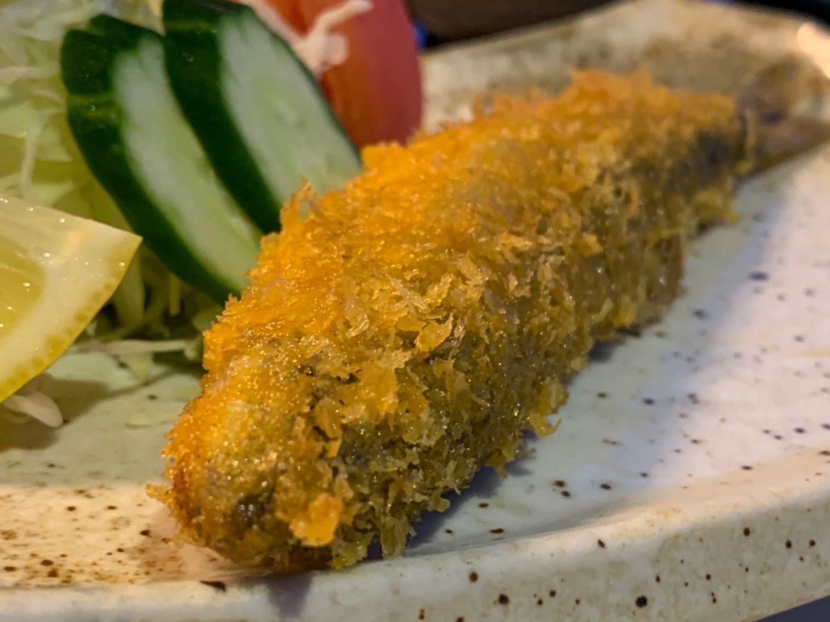 鵜飼の舟の前の晩餐。
たいして鮎ずくしでも無いよと言われていたが、完全に...