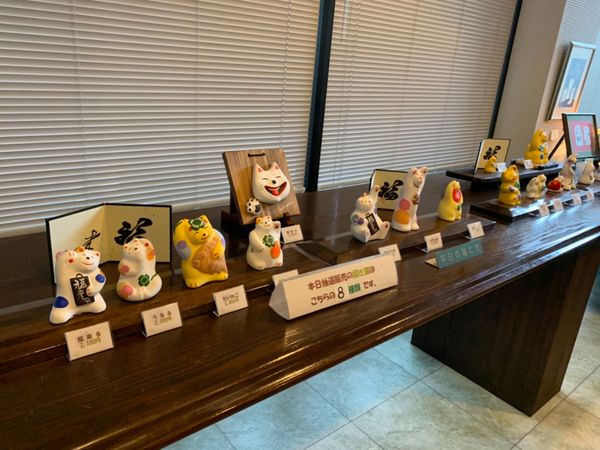 日本・湯布院「湯布院 工房 輪葉葉」の写真：招き猫を入手したくて。。。
朝早くから博...