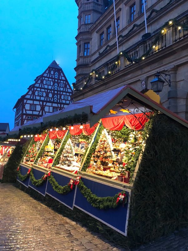ドイツ・フランクフルト、ニュルンベルク、ローテンブルク、ケルン「ドイツクリスマスマーケットの旅」の写真