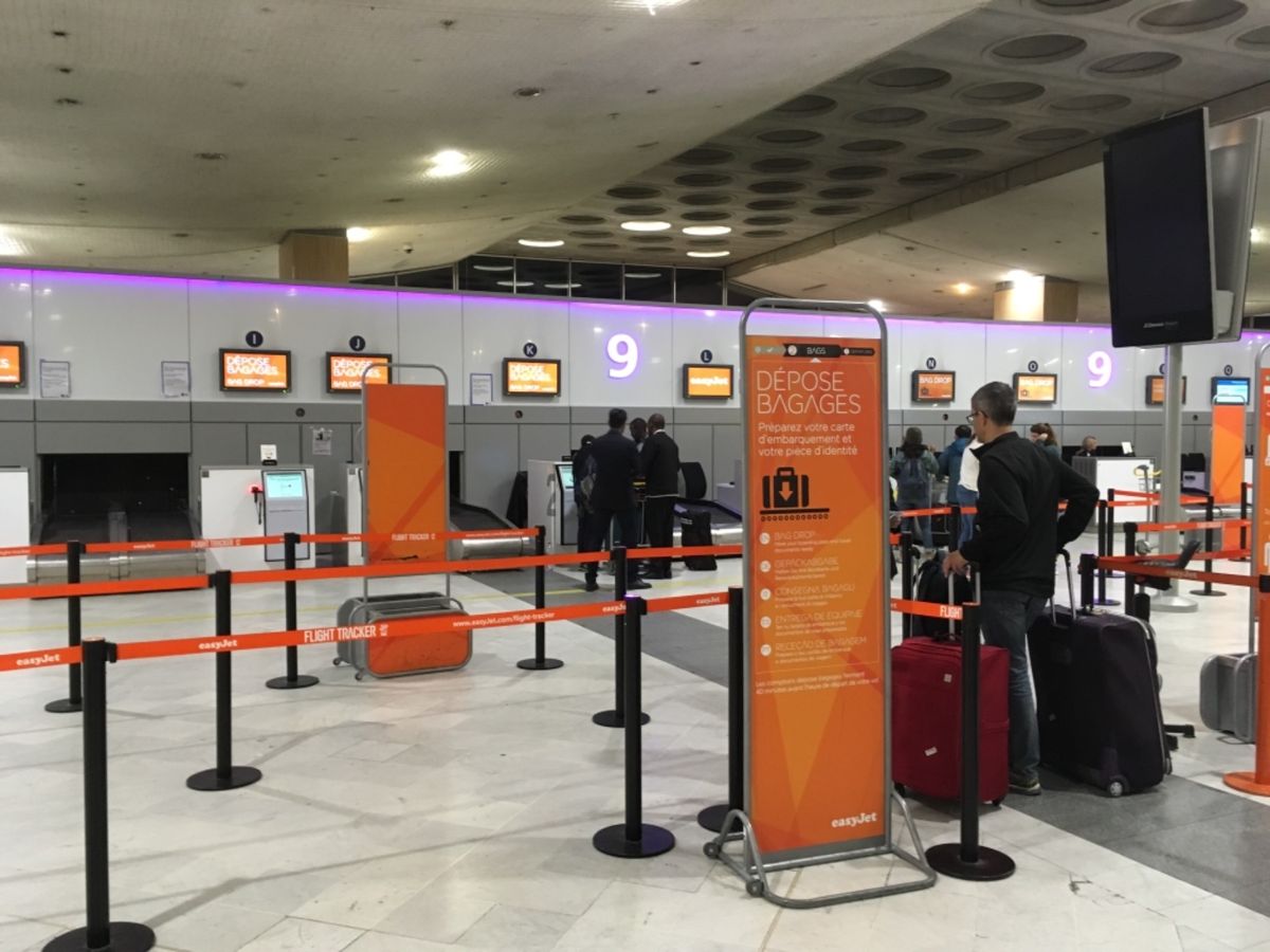 パリ→ベルリンへ

LCCのeasy jetで取ったのが朝６時発
４０分前...