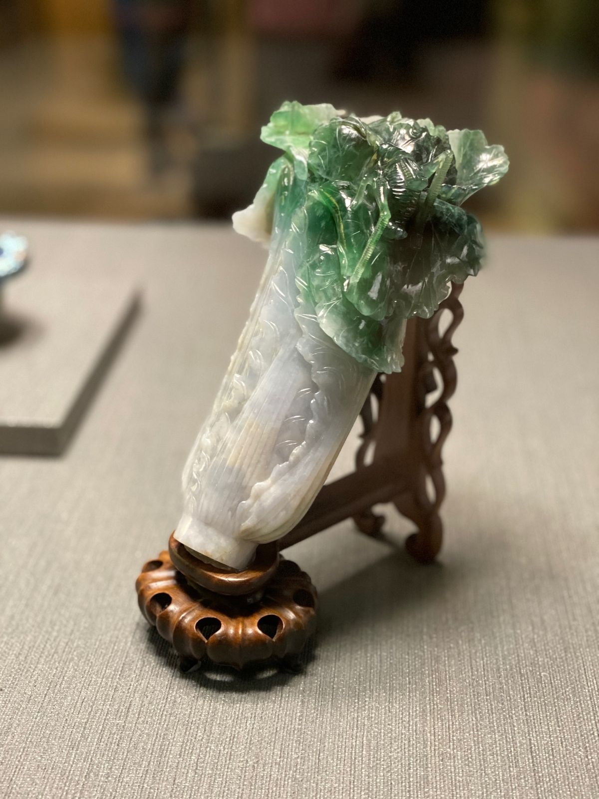 雨が強くなってきたので、故宮博物館に行く。

白菜見れたけど角煮はなくて見...