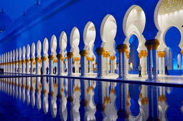 アラブ首長国連邦・ドバイ「UAE：ドバイ・アブダビ・シャルジャ」の写真：アブダビのシェイク・ザイード・グランドモスク