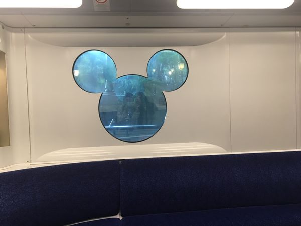 香港「香港ディズニー🇭🇰」の写真：楽しみにしてた香港ディズニー🇭🇰入り口