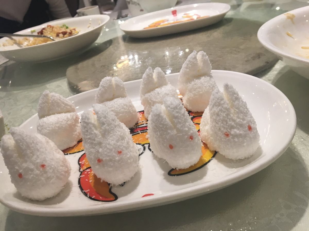 ディズニーで買ったものと香港の街中のカフェ🍰とヤムチャ💋