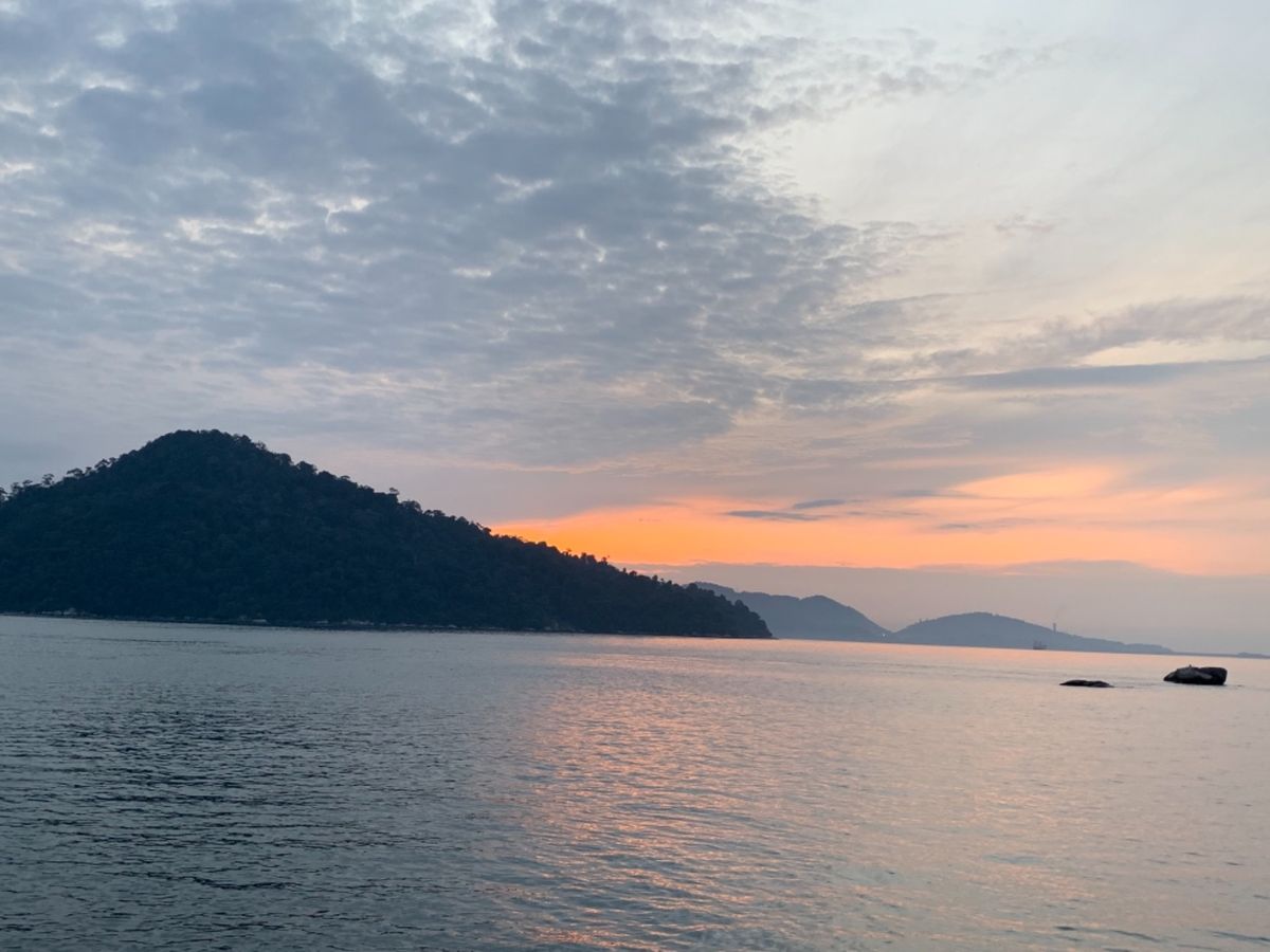 海もキレイでプールもステキでした♡