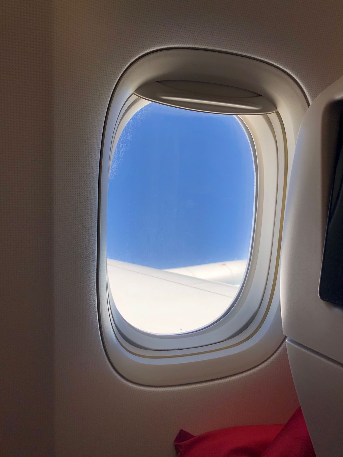 オーストリア航空でウィーンへ！
11:35成田発のウィーン直行便。
到...