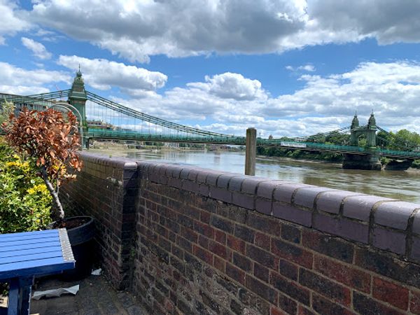 イギリス(英国)・London「イギリス旅行」の写真:ハマースミスで何をしたかというと
映画 ...