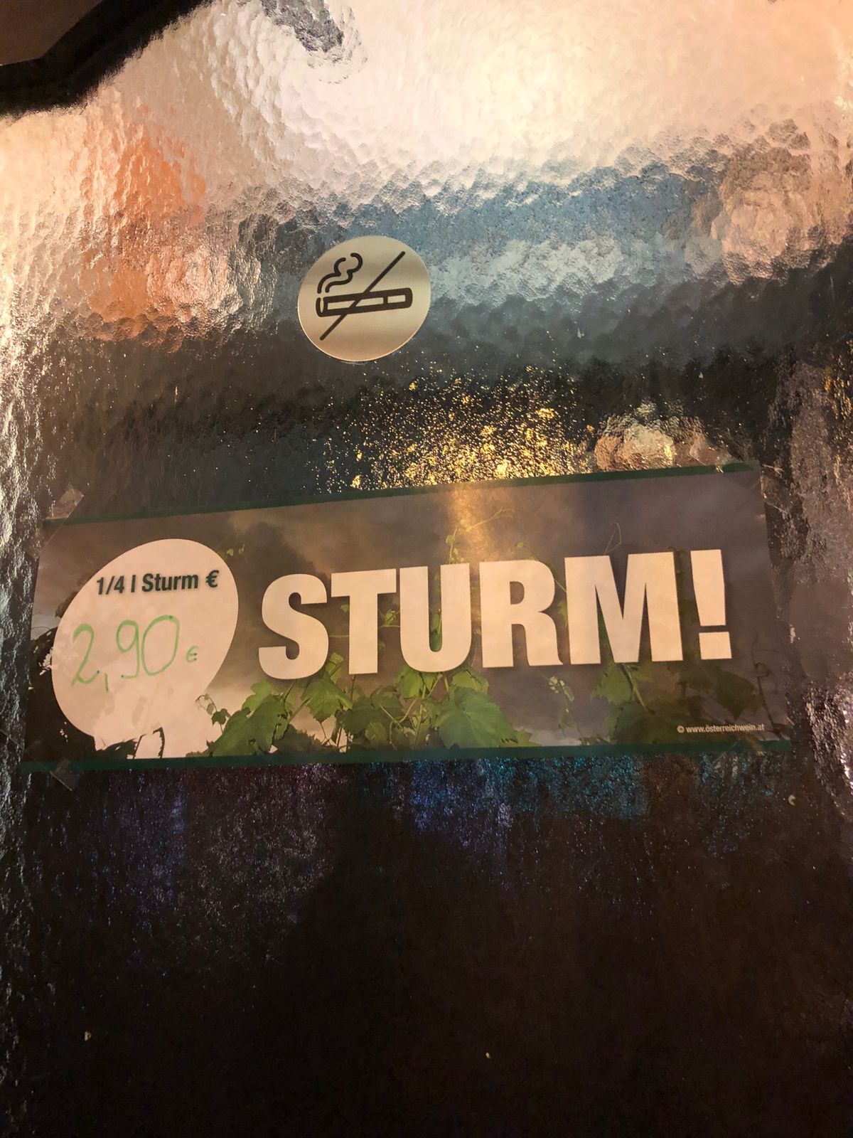 5日目はお買い物デー🛍
旧市街周辺を散策。
まずは日本人御用達免税店Wal...