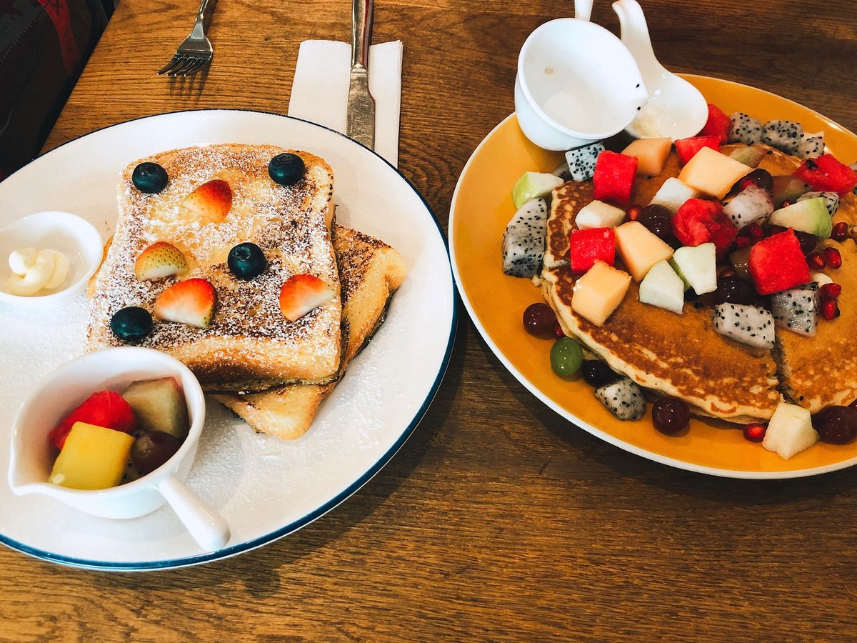 食べ物の写真しかなかった。。この中で一番高価なのはパンケーキ。ロッティ好き...
