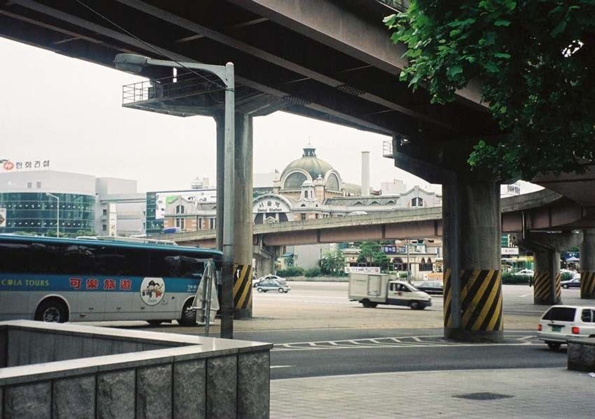 新駅舎建設前のソウル駅前